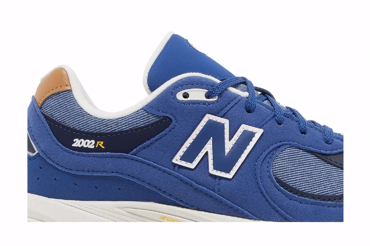 New Balance 2002R Big Kid Blue Navy, view 3