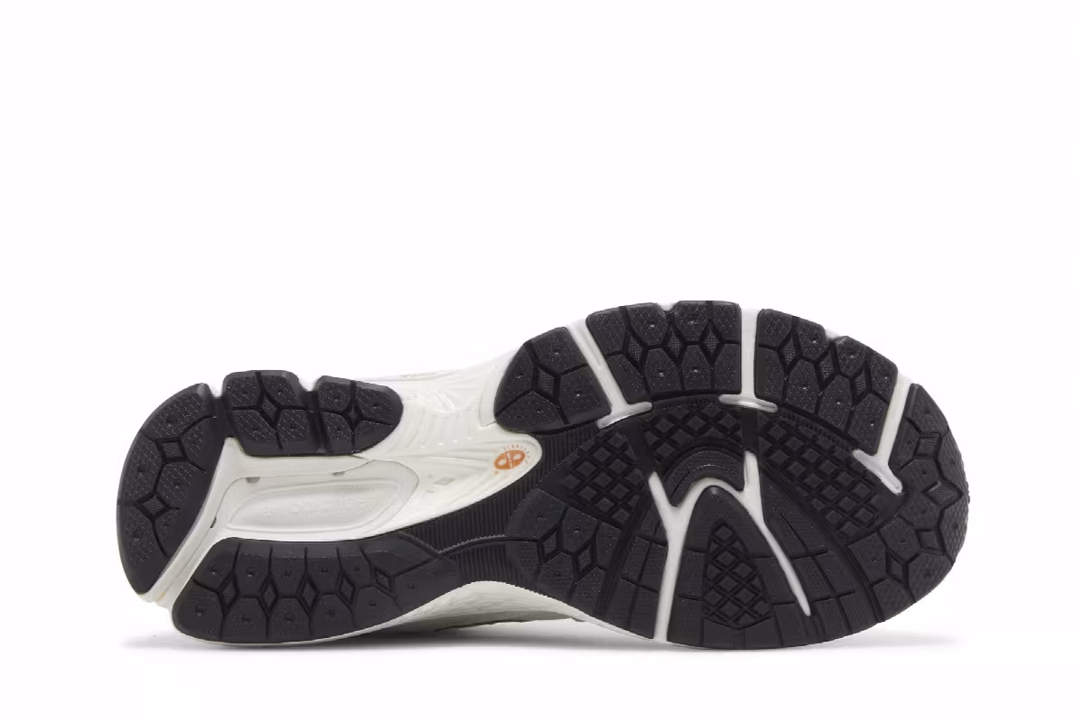 New Balance 2002R Big Kid Reflection Sea Salt, view 5