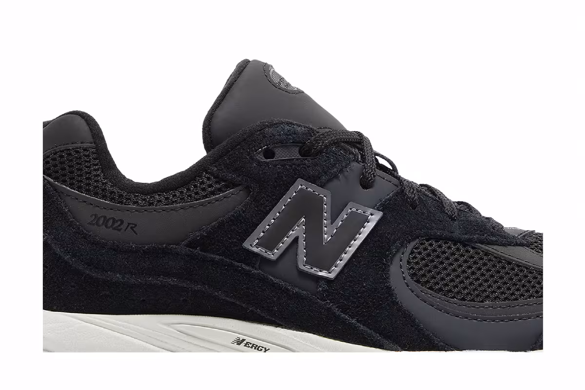 New Balance 2002R Big Kid Wide Black Phantom, view 3