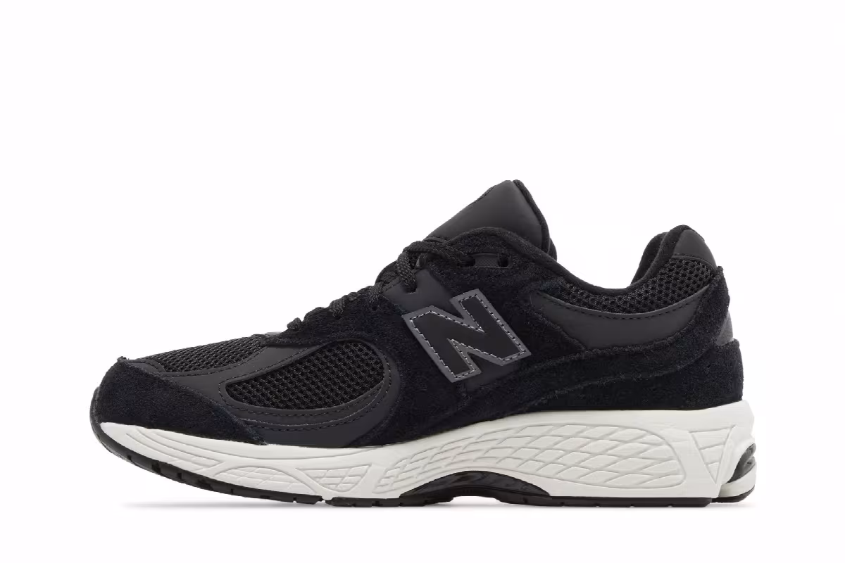 New Balance 2002R Big Kid Wide Black Phantom, view 4