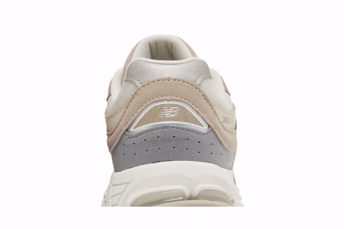 New Balance 2002R Big Kid Wide Timberwolf Mushroom, view 8