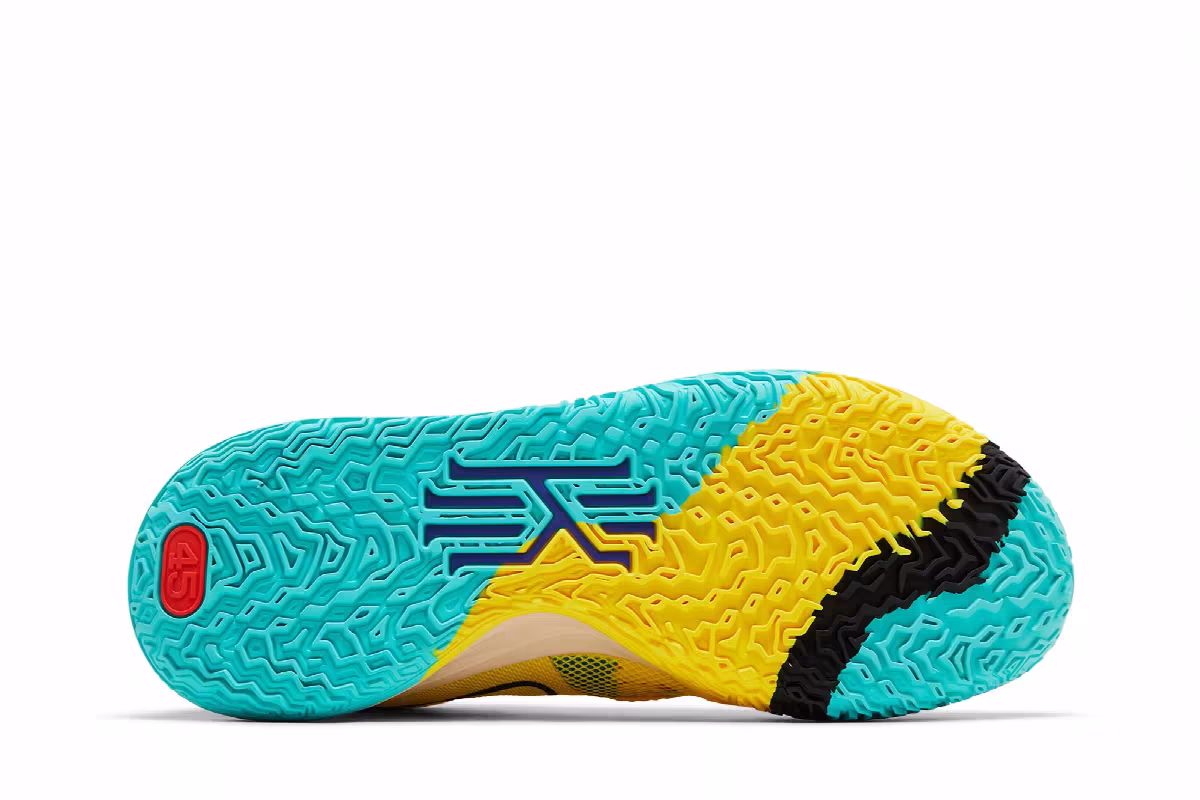 Nike Kyrie 7 1 World 1 People, view 5