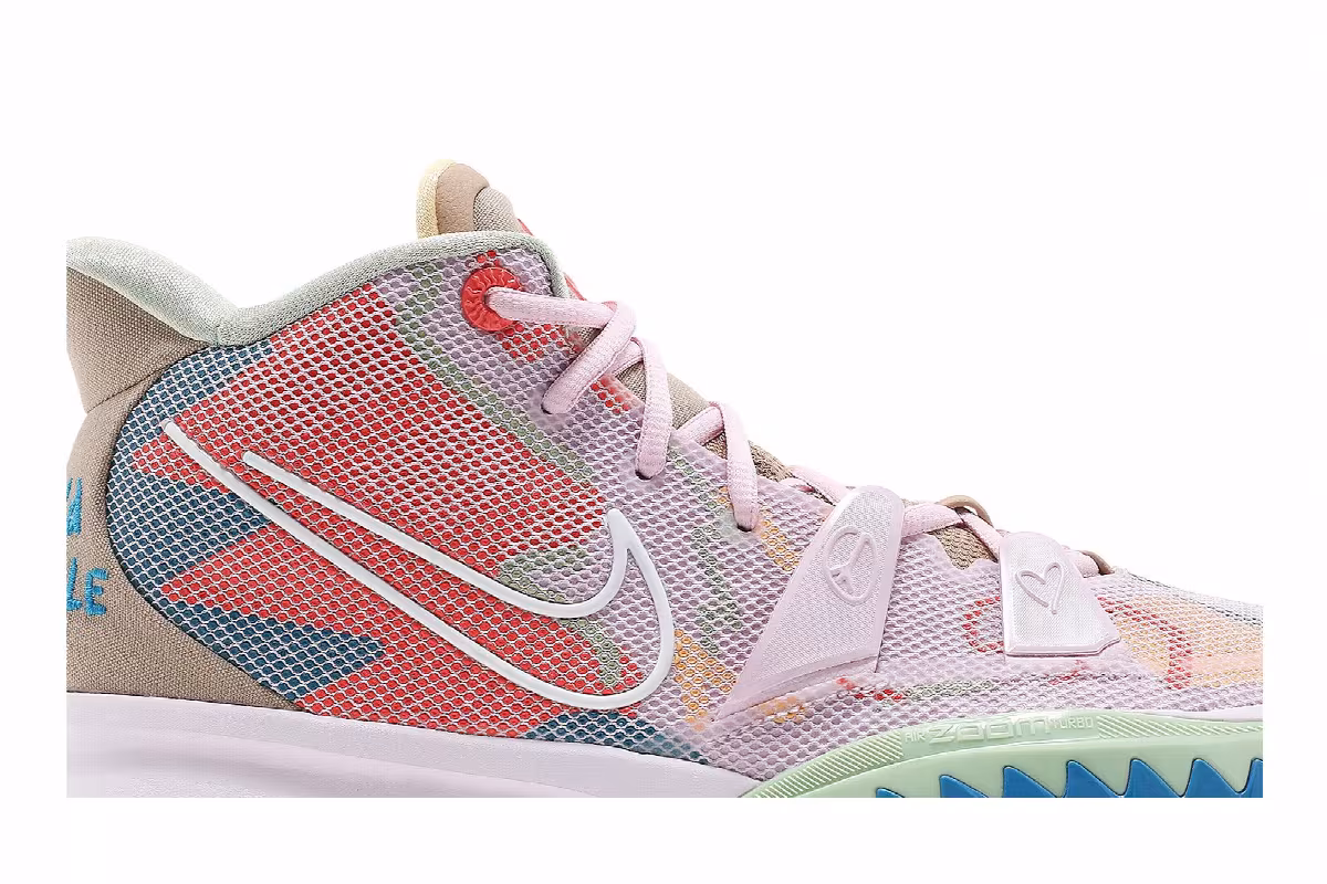 Nike Kyrie 7 1 World 1 People - Regal Pink, view 3