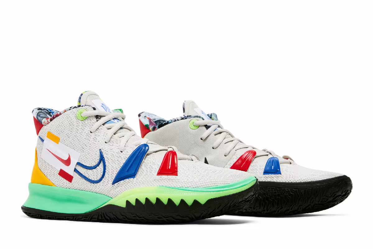 Nike Kyrie 7 Visions, view 9