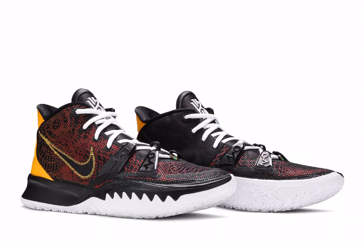Nike Kyrie 7 Roswell Rayguns, view 9