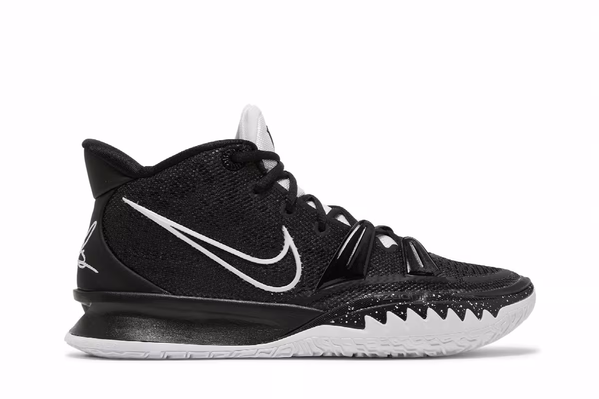 Nike Kyrie 7 TB Black White, view 2