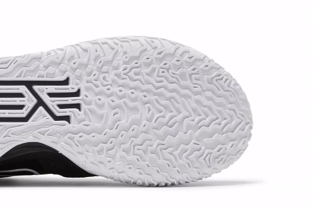 Nike Kyrie 7 TB Black White, view 6