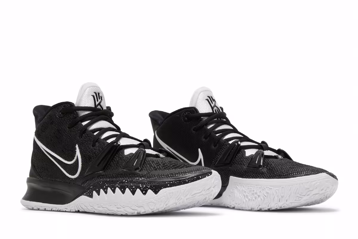 Nike Kyrie 7 TB Black White, view 9