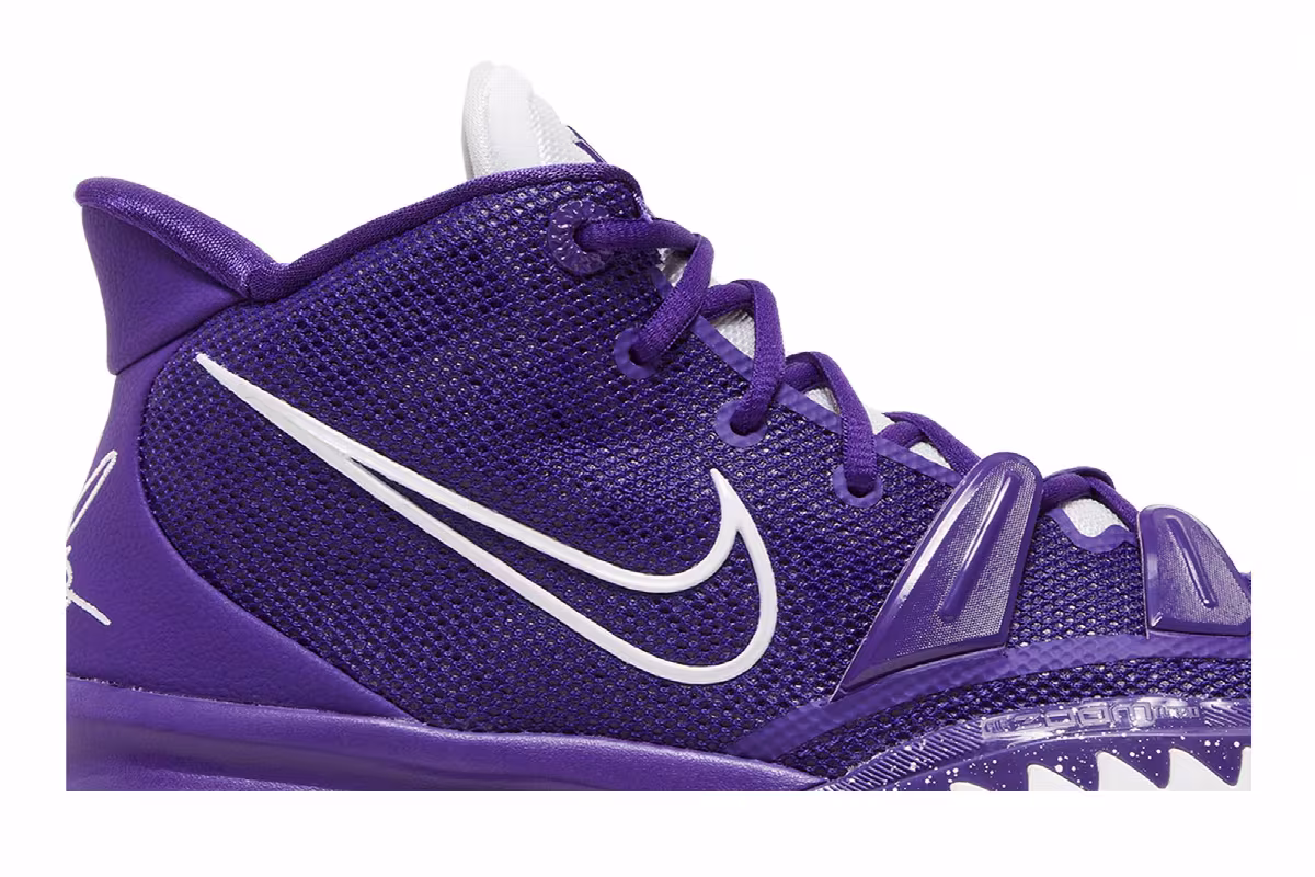 Nike Kyrie 7 TB Court Purple, view 3