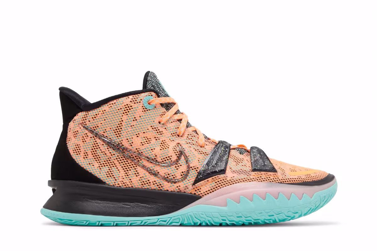 Nike Kyrie 7 EP Play for the Future, view 2