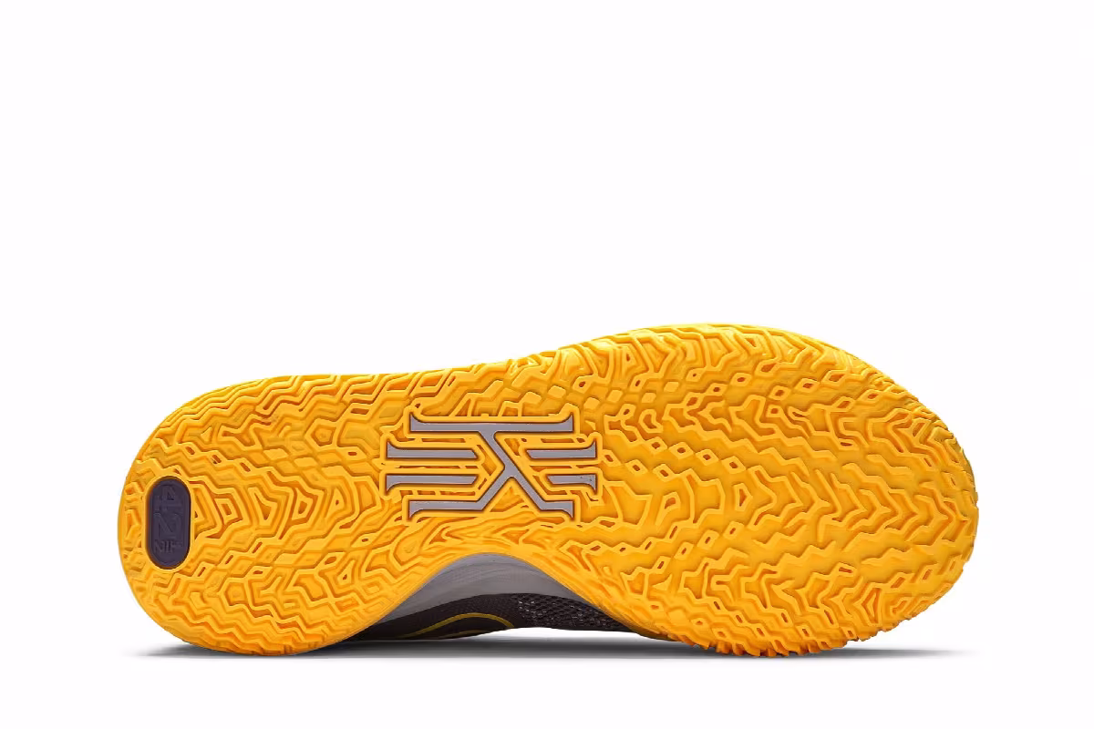 Nike Kyrie 7 EP Daybreak, view 5