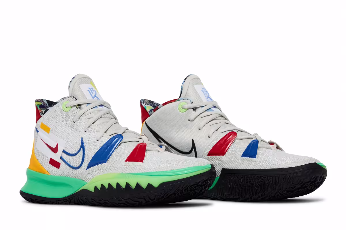 Nike Kyrie 7 EP Visions, view 9