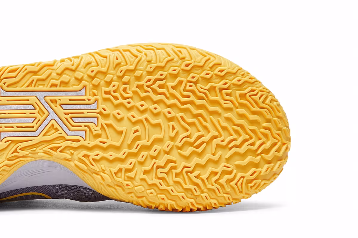 Nike Kyrie 7 Daybreak, view 6