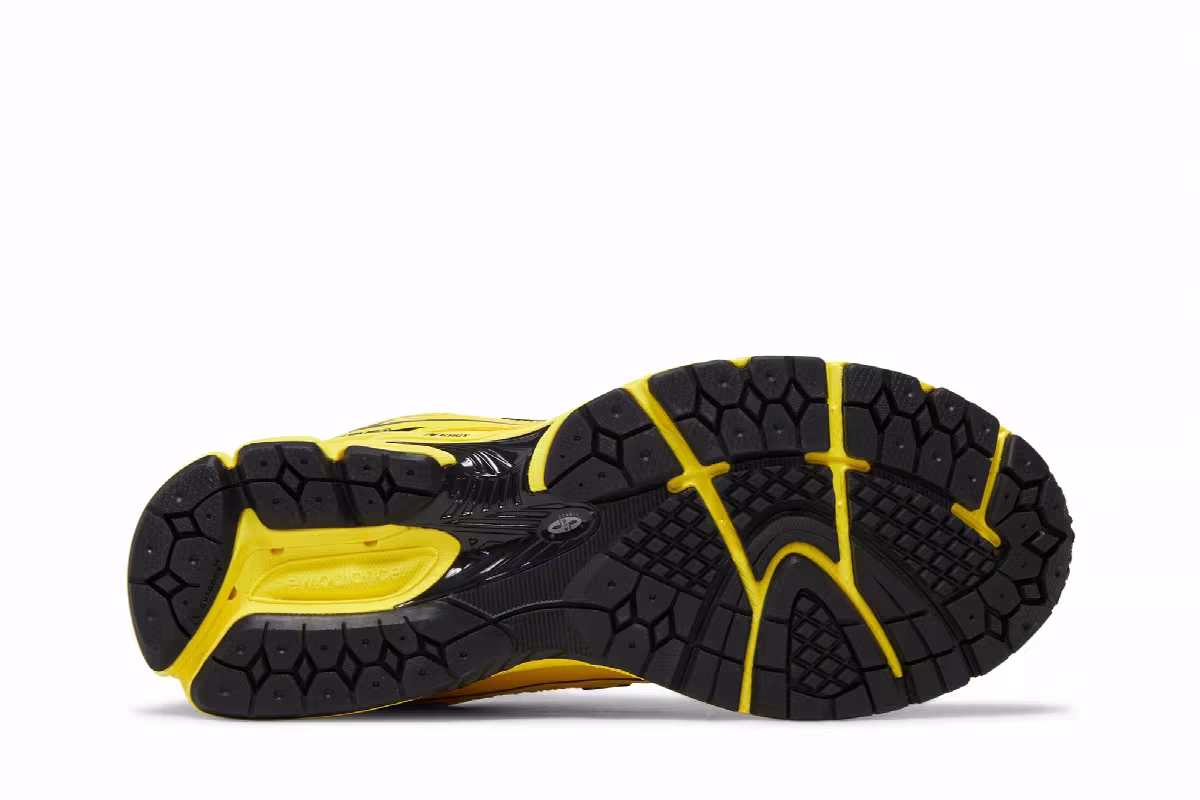 GANNI x New Balance 1906R Blazing Yellow, view 5