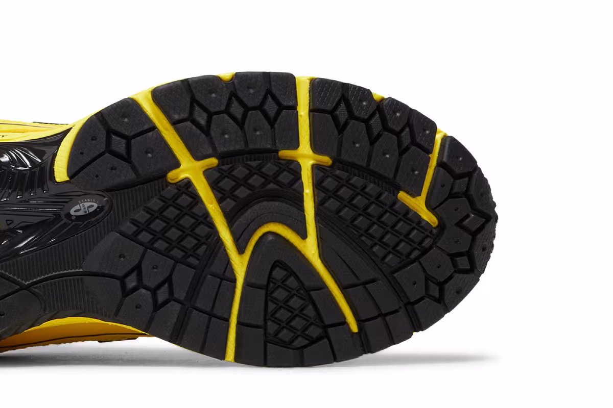 GANNI x New Balance 1906R Blazing Yellow, view 6