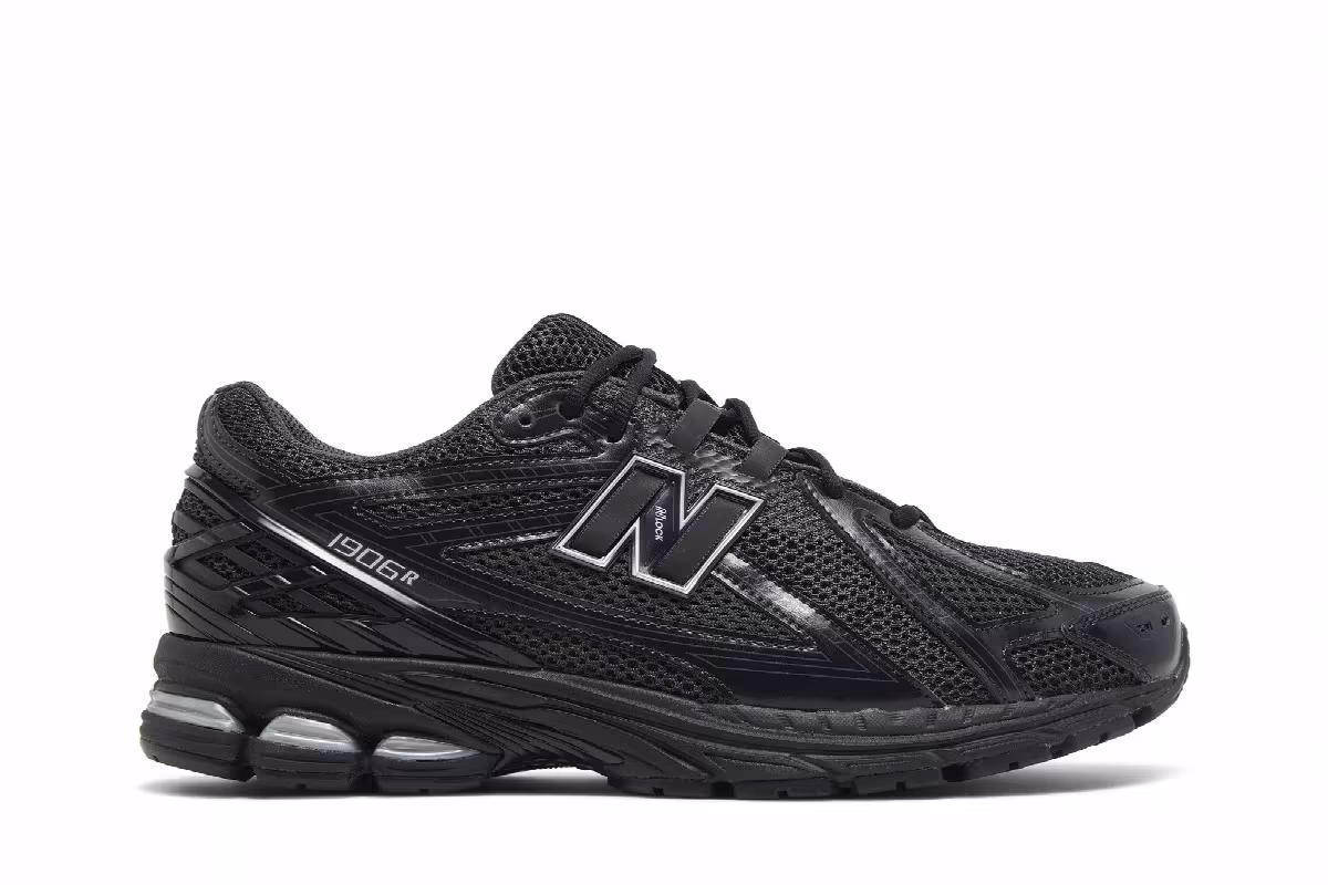 New Balance 1906R Black Metallic Silver, view 2