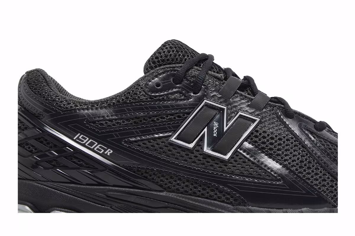 New Balance 1906R Black Metallic Silver, view 3