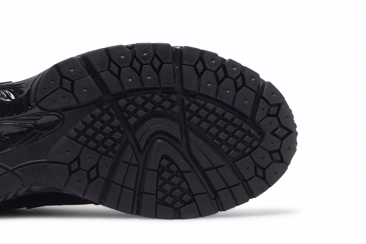 New Balance 1906R Black Metallic Silver, view 6