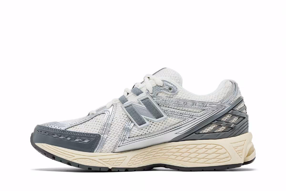 New Balance 1906R Grey Silver, view 4