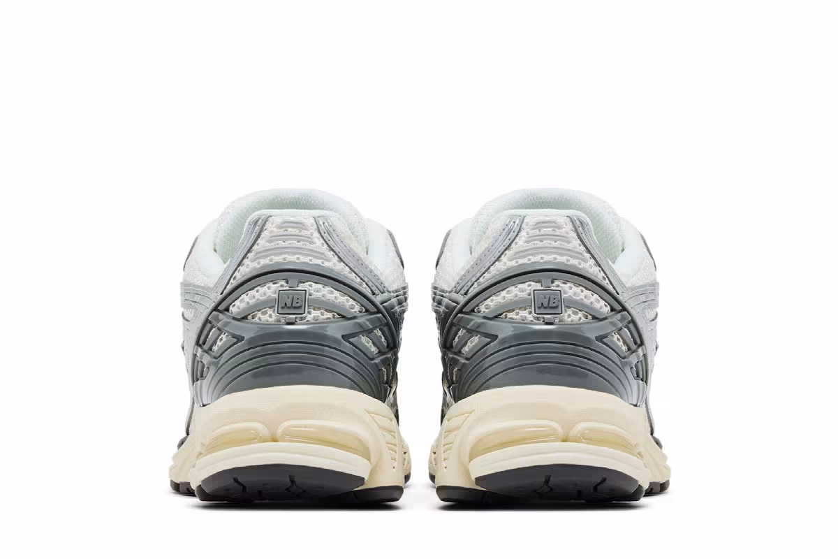 New Balance 1906R Grey Silver, view 7