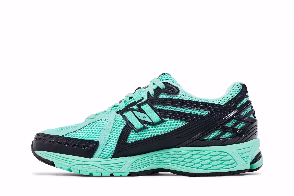size? x New Balance 1906R Mint Green Black, view 4