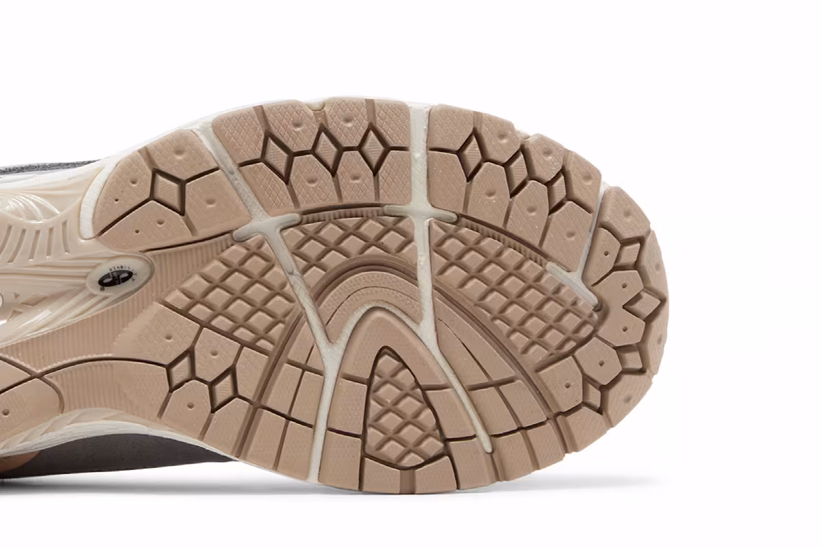 New Balance 1906F Slate Grey Frappe, view 6