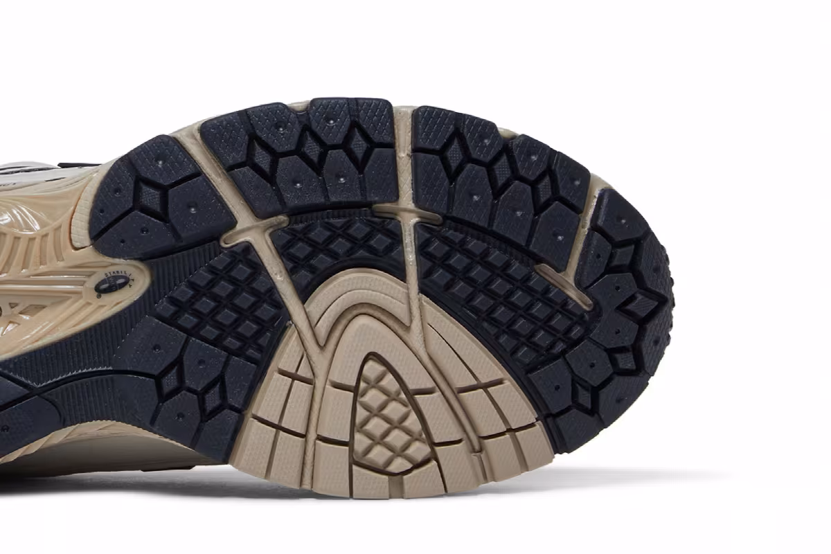 New Balance 1906R Blacktop Mindful Grey, view 6