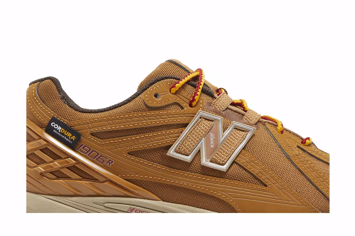 New Balance 1906R Cordura Pouch - Vintage Wheat, view 3