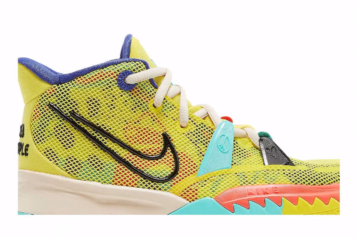 Nike Kyrie 7 GS 1 World 1 People, view 3