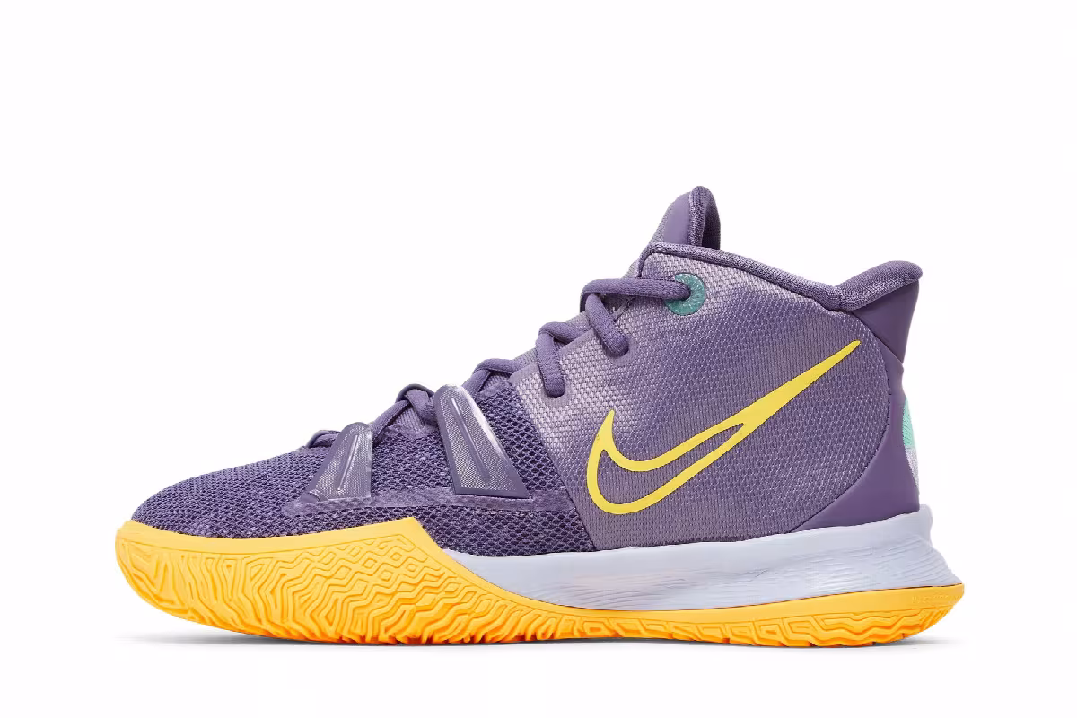 Nike Kyrie 7 GS Daybreak, view 4