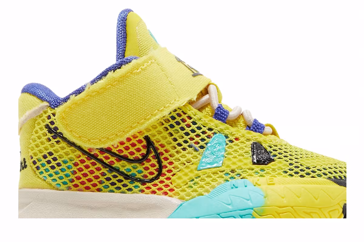 Nike Kyrie 7 TD 1 World 1 People, view 3
