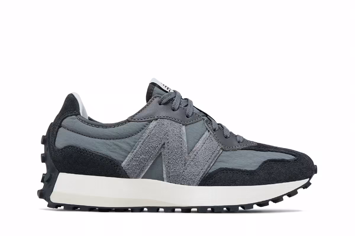 New Balance Women's 327 Blacktop, view 2