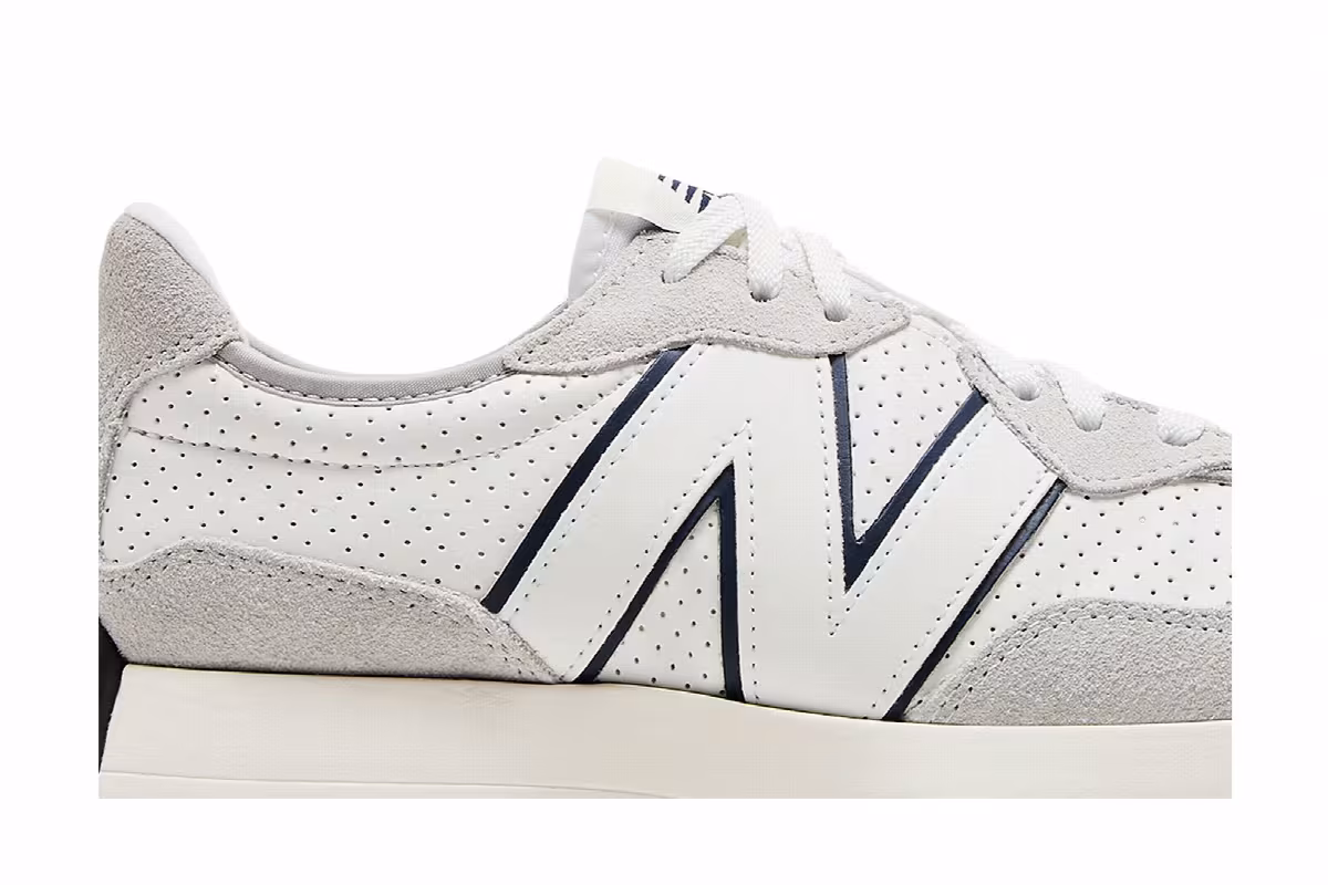 New Balance 327 Brighton Grey White, view 3
