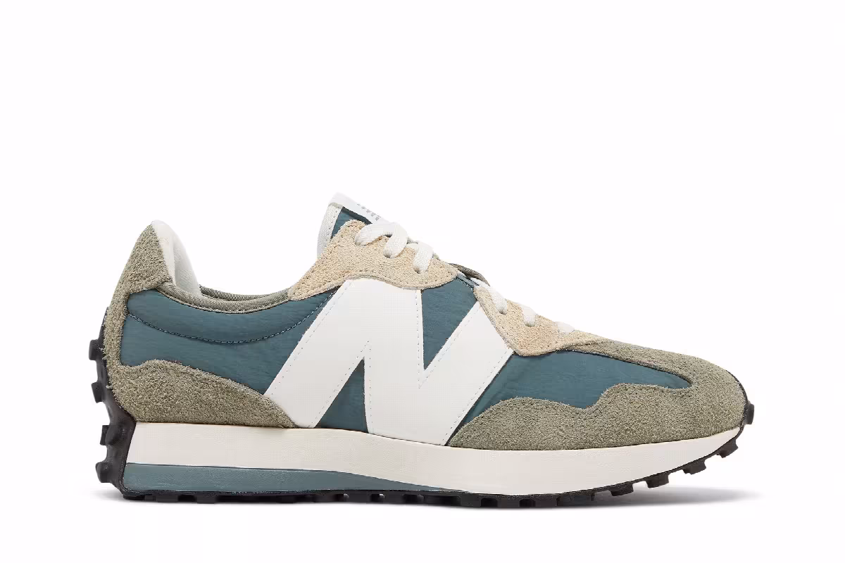 New Balance 327 Vetiver Trooper, view 2
