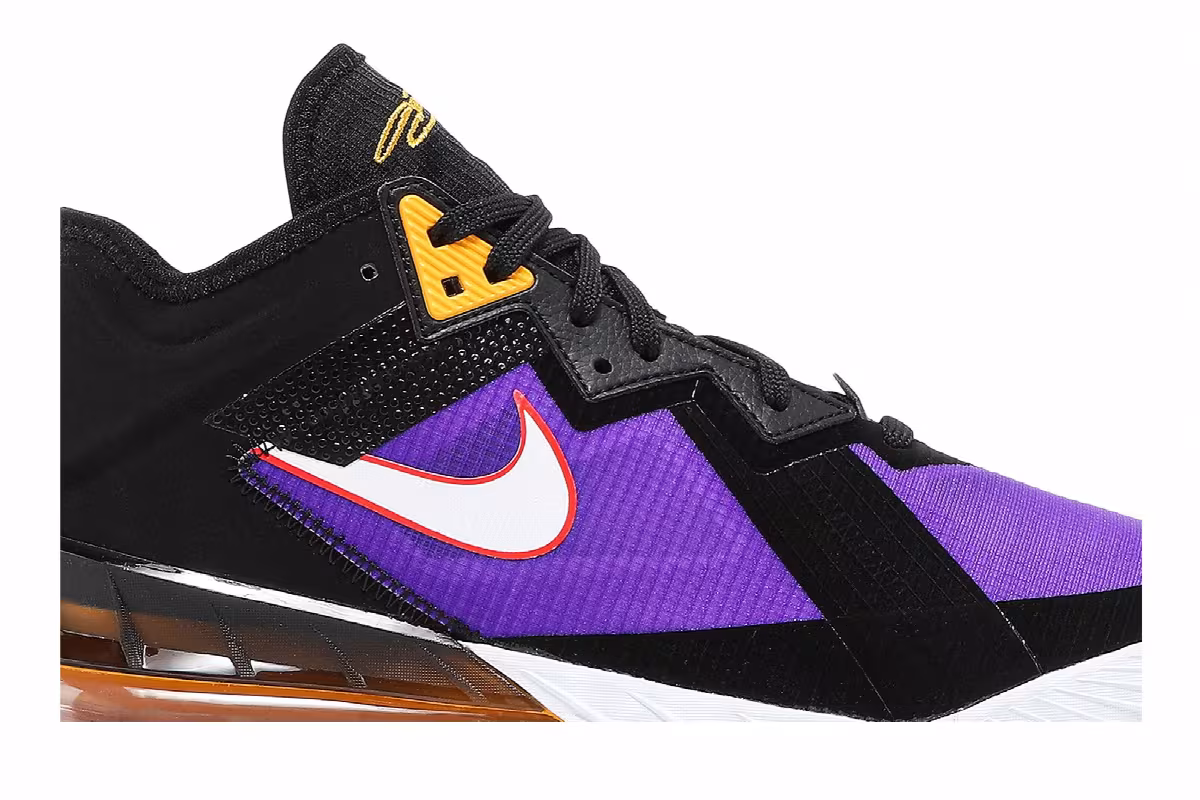 Nike LeBron 18 Low ACG Terra, view 3