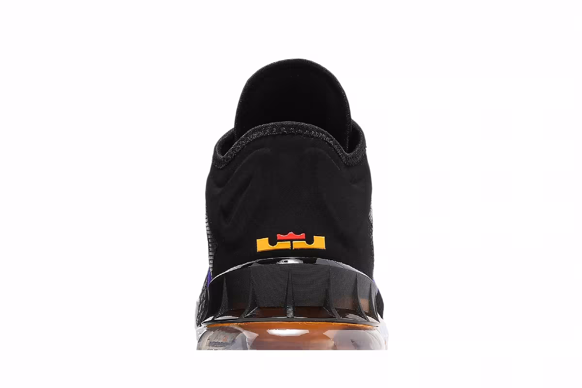 Nike LeBron 18 Low ACG Terra, view 8