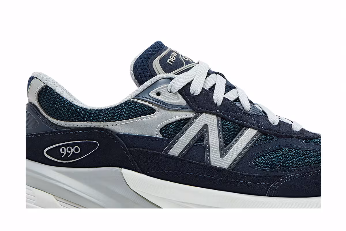New Balance 990v6 Big Kid Navy, view 3
