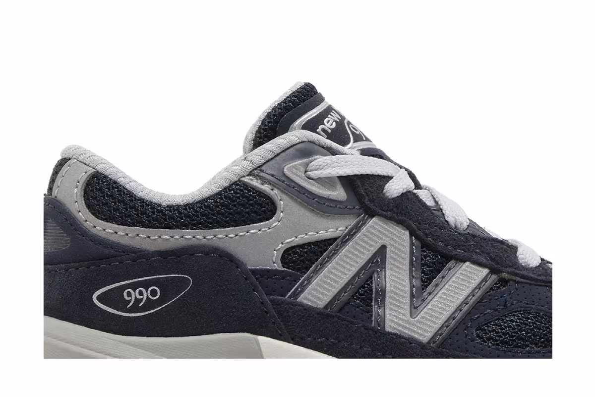 New Balance 990v6 Toddler Navy, view 3