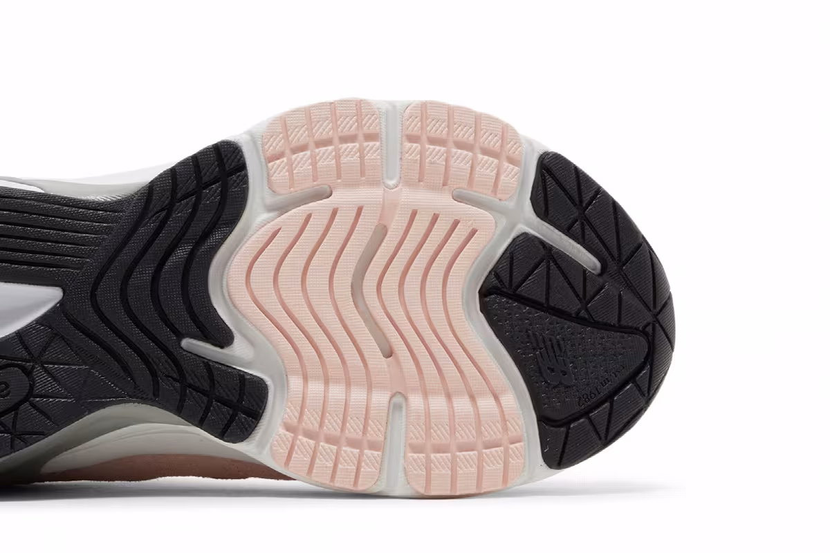New Balance 990v6 Big Kid Wide Pink Haze, view 6