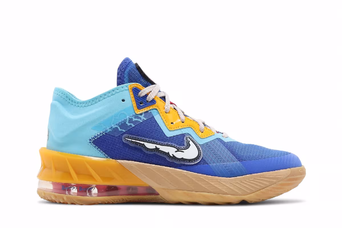 Space Jam x LeBron 18 Low GS Wile E. x Roadrunner, view 2