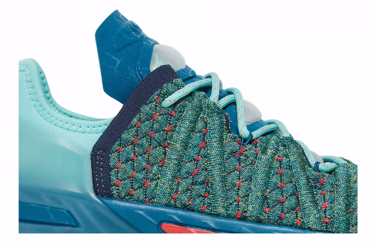 LeBron James Family Foundation x Nike LeBron 18 GS We Are Family, view 3