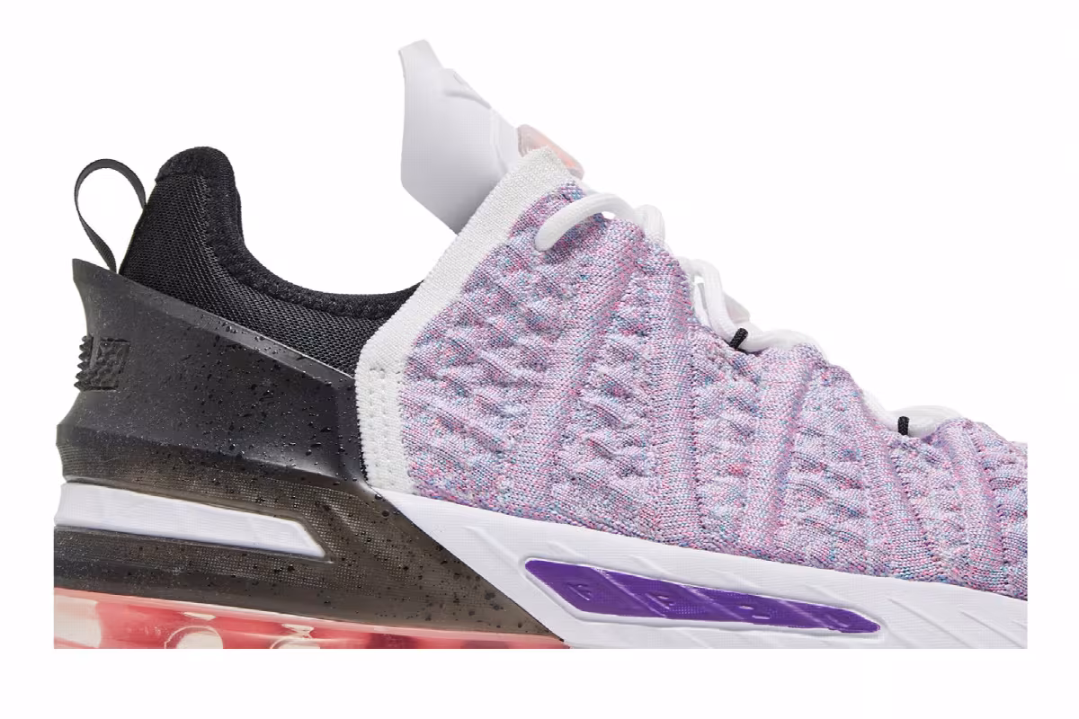 Nike LeBron 18 GS Graffiti, view 3