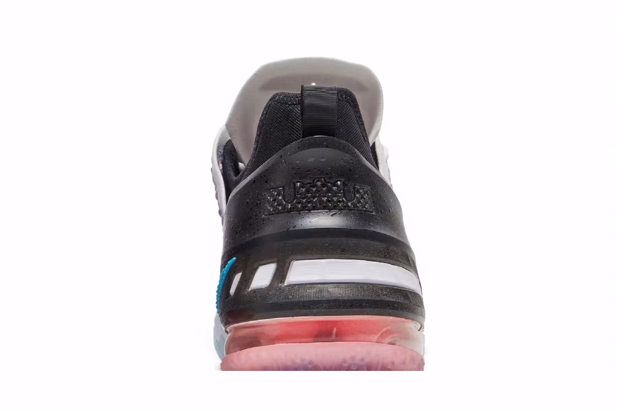 Nike LeBron 18 GS Graffiti, view 8