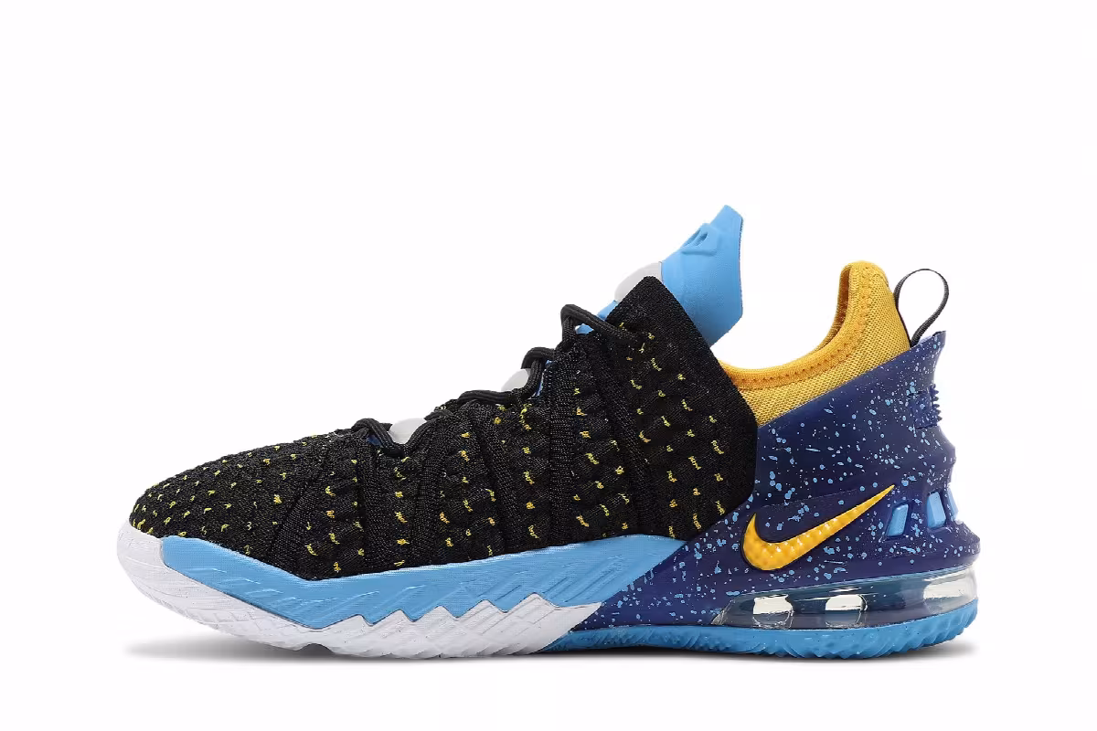 Nike LeBron 18 GS Lakers Heritage, view 4