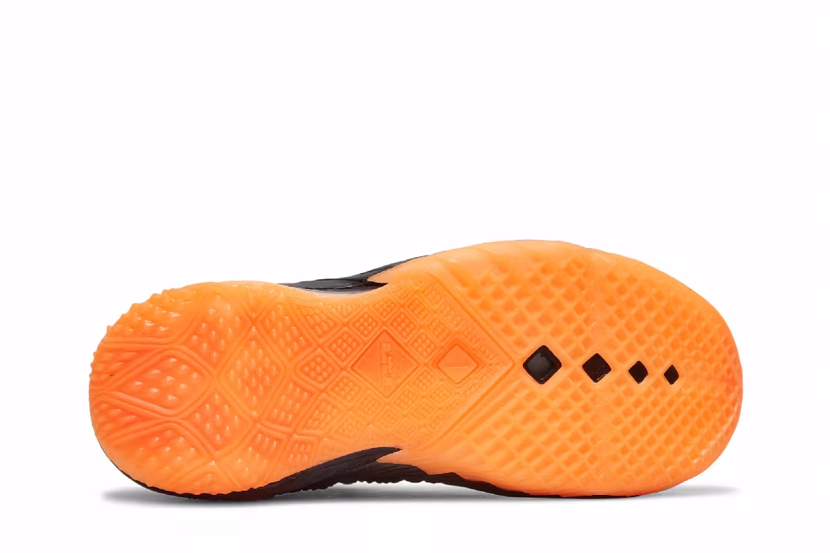 Nike LeBron 18 GS Black Crimson Volt, view 5