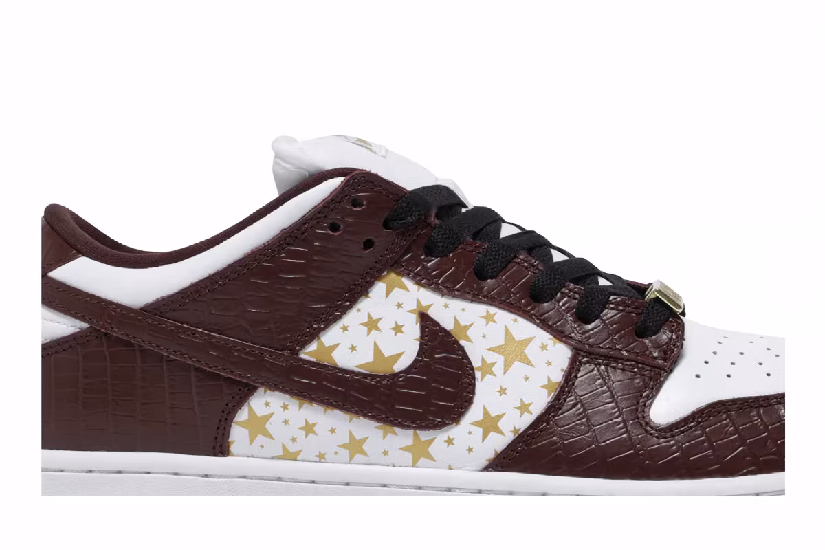 Supreme x Nike Dunk Low OG SB QS Barkroot Brown, view 3