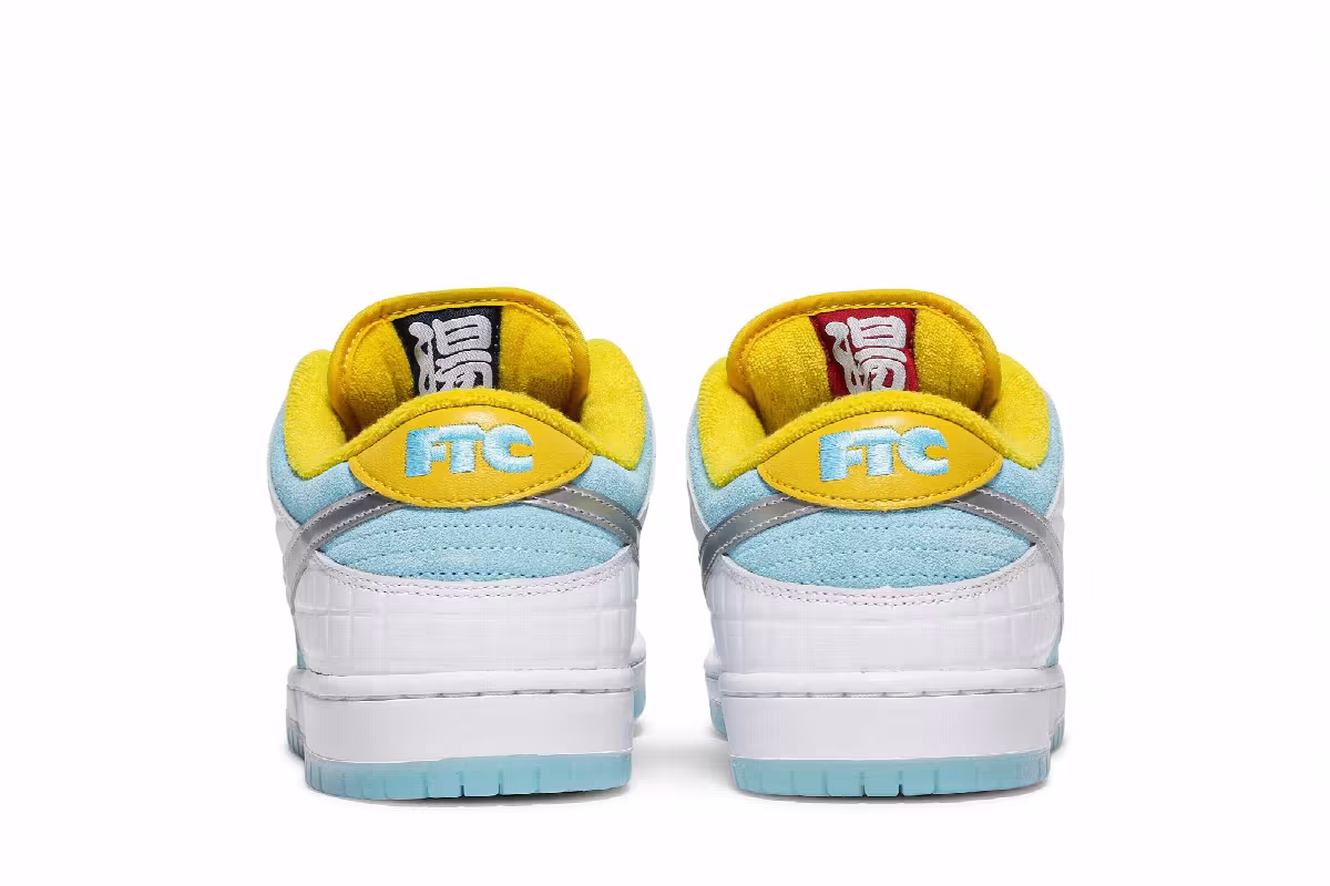 FTC x Nike Dunk Low SB Lagoon Pulse, view 7