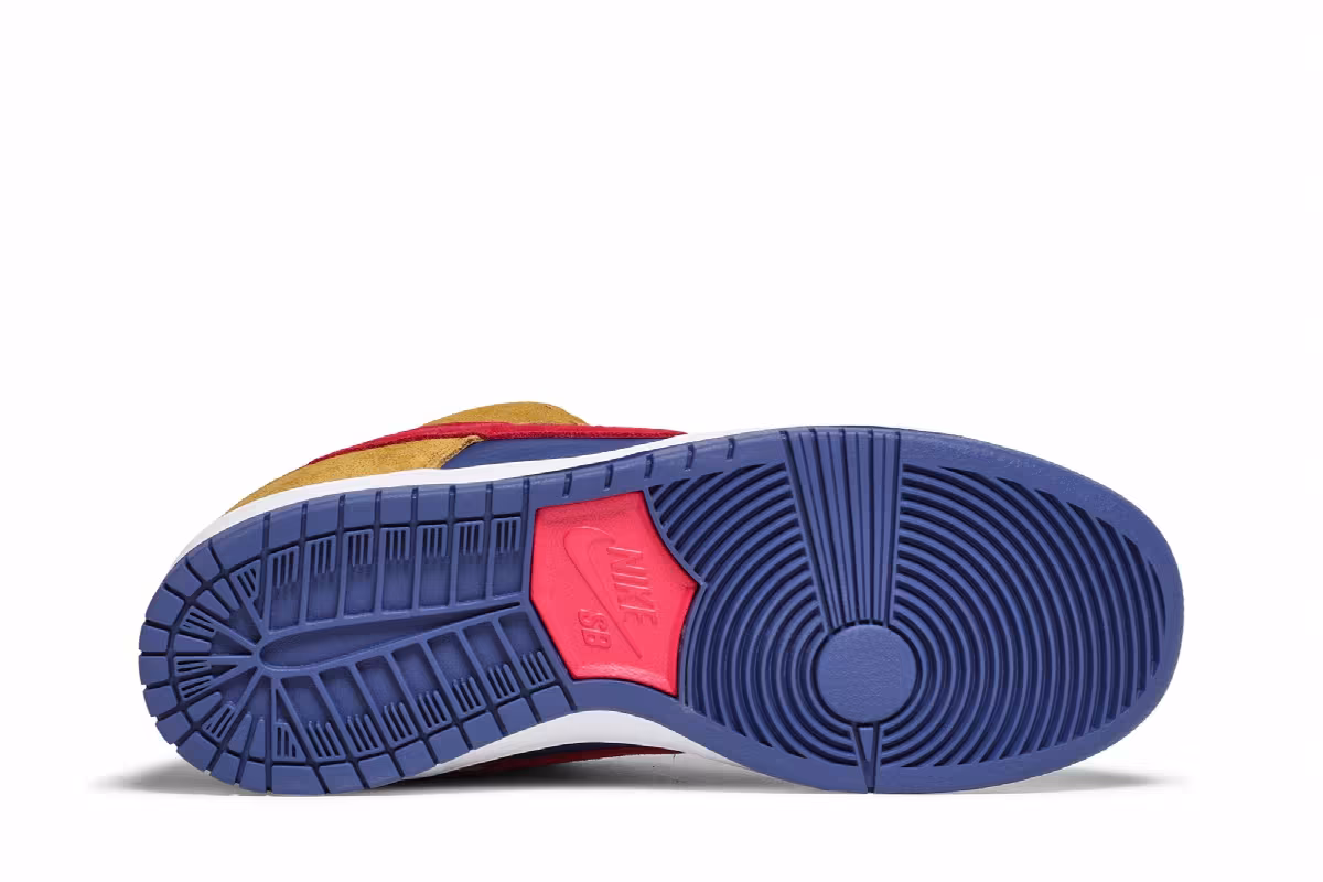 Nike Dunk Low SB Reverse Papa Bear, view 5