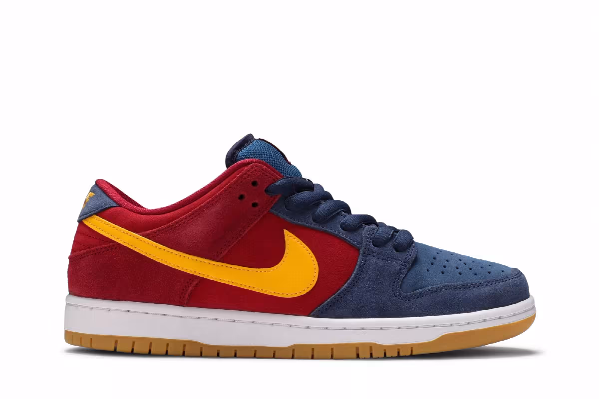 Nike Dunk Low SB Catalonia, view 2