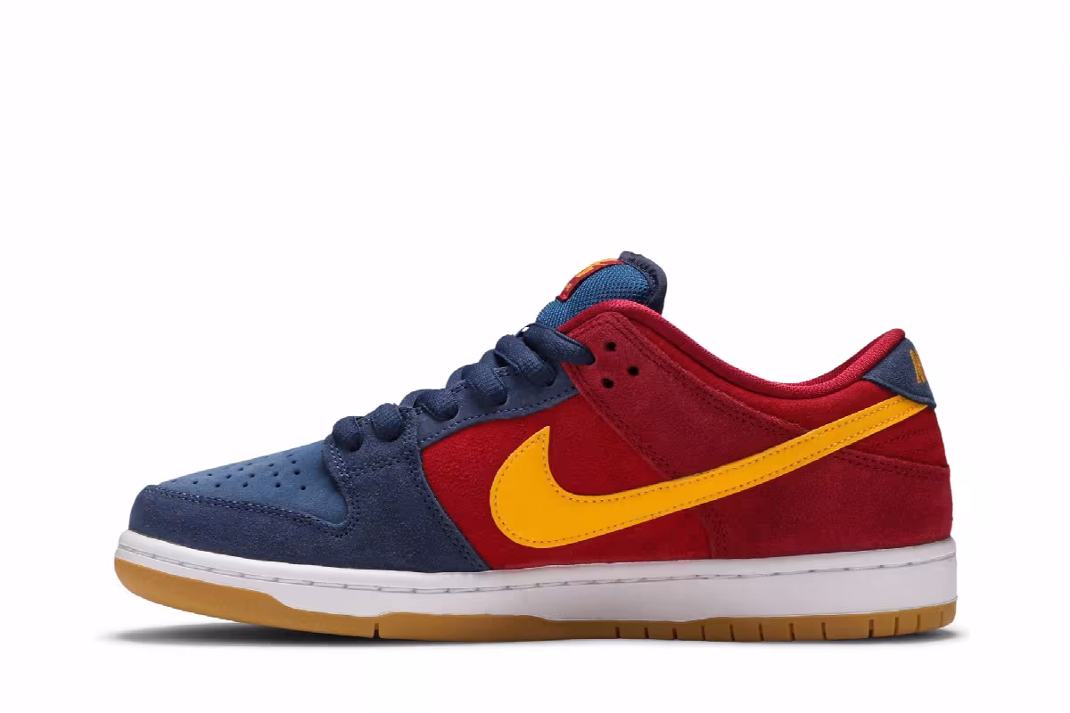Nike Dunk Low SB Catalonia, view 4